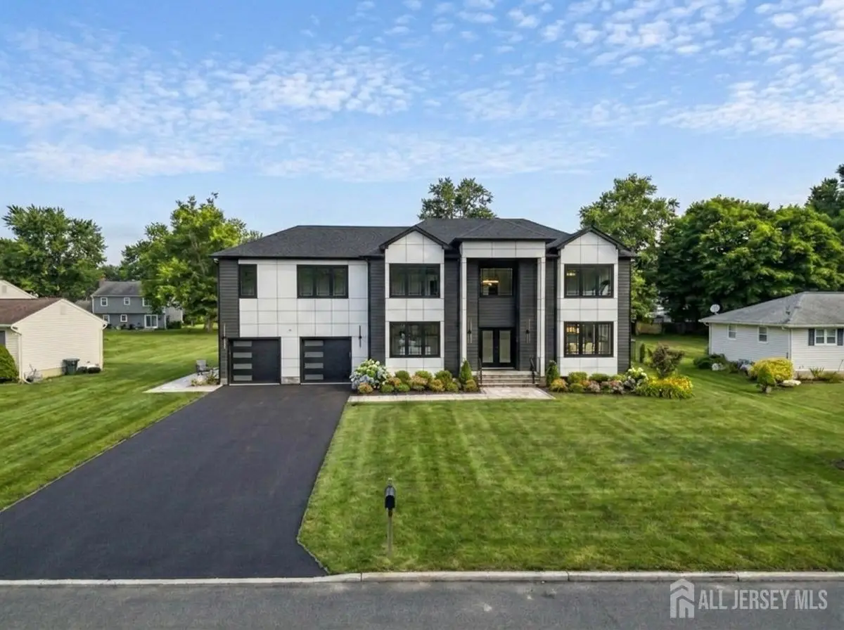 -11 Williams Road, Kendall Park, NJ 08824 - #1