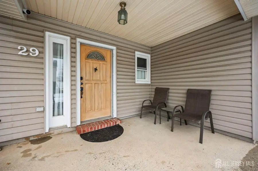 -29 Hollywood Drive, Woodbridge, NJ 07095 - #3