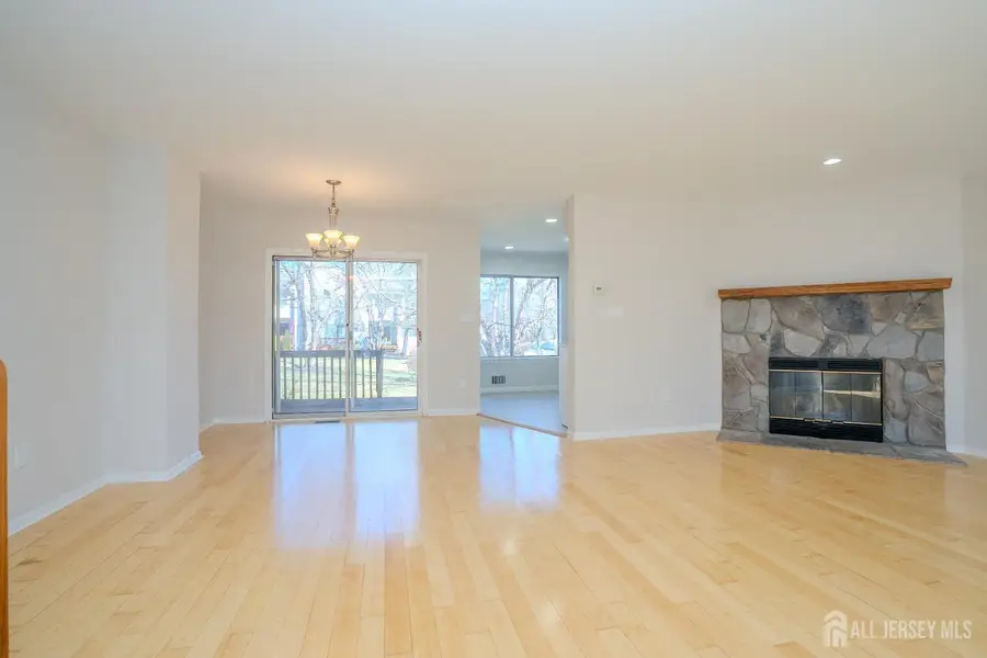 -86 Joann Court, South Brunswick, NJ 08852 - #3