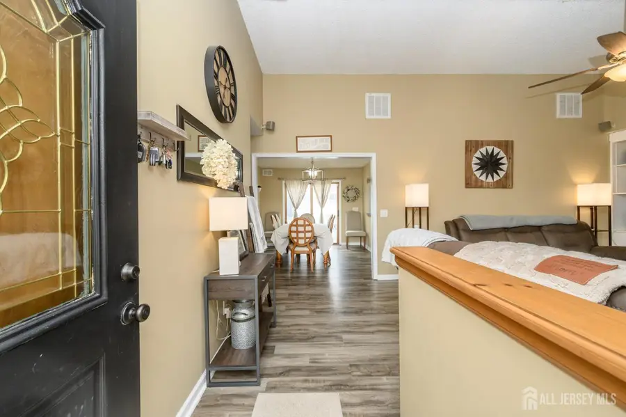 -141 Grand Central Parkway, Bayville, NJ 08721 - #3