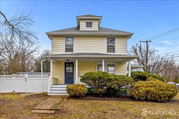 -9 Prospect Avenue, Plainsboro, NJ 08536