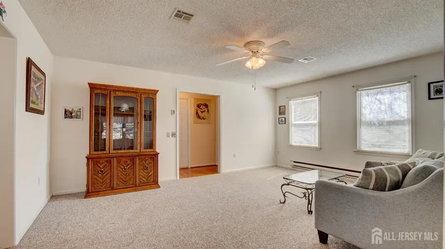 -636 Yale Way #O, Monroe, NJ 08831 - #3