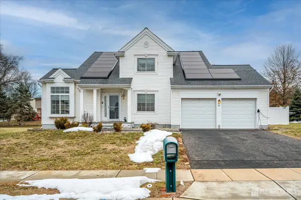 -51 Cherrywood Drive, Piscataway, NJ 08854