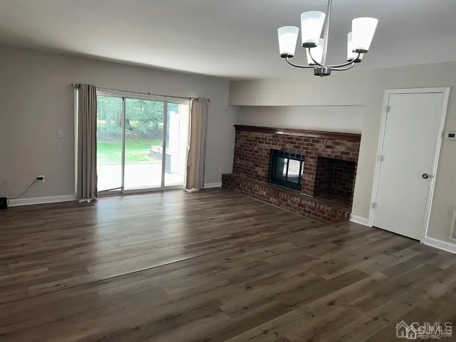 -14 Albury Way, North Brunswick, NJ 08902 - #2