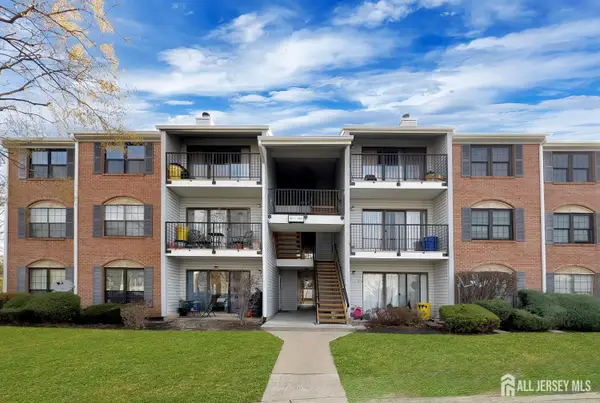 -479 Danbury Lane, East Brunswick, NJ 08816