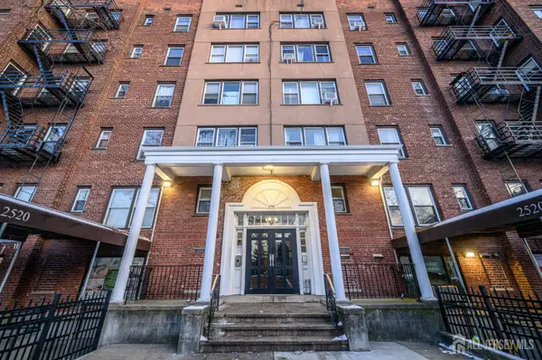 -2520 John F Kennedy Boulevard, Jersey City, NJ 07304