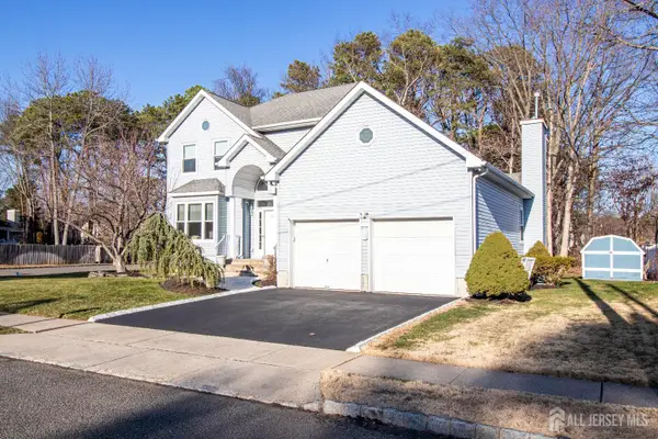 -54 7th Street, Monroe, NJ 08831