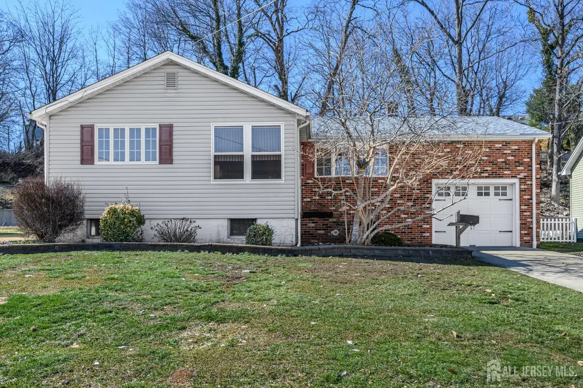 -31 W Grochowiak Street W, South River, NJ 08882 - #1