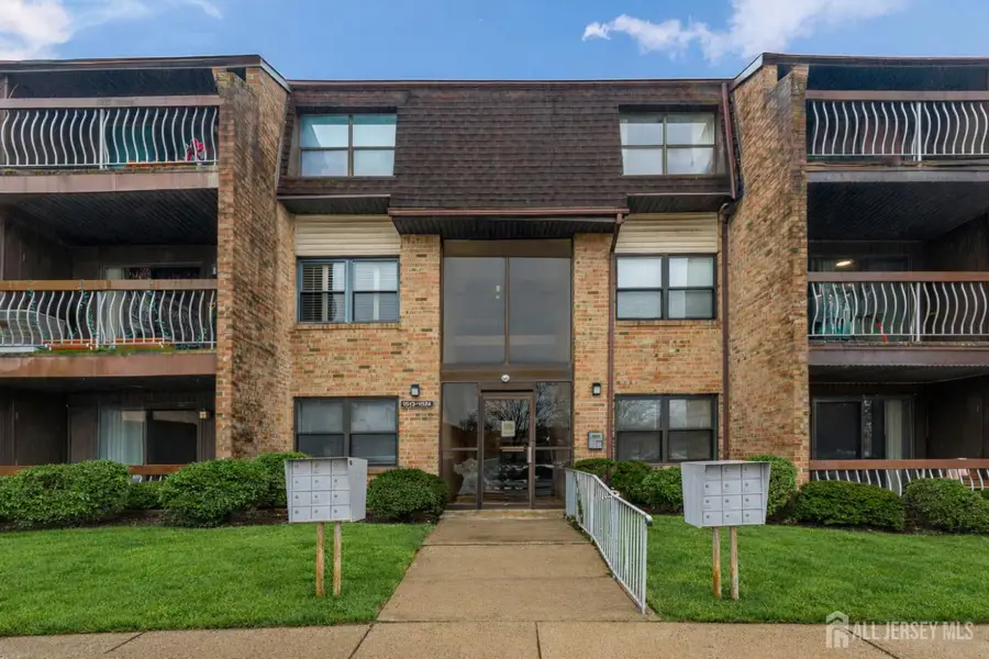 -1518 Raspberry Court, Edison, NJ 08817 - #2