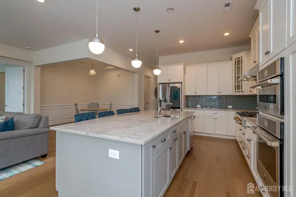 -3 Inter Lachen Court, Monroe, NJ 08831