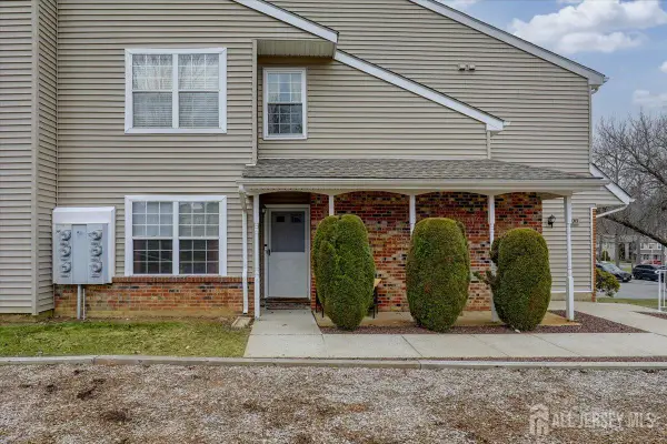 -107 Blake Court, Old Bridge, NJ 08857