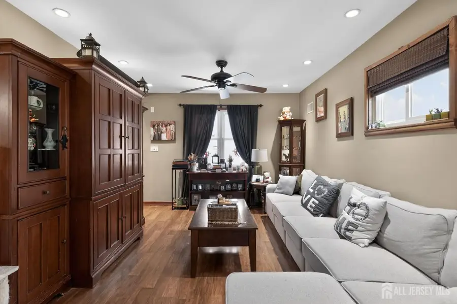 -9 Diamond Court, East Brunswick, NJ 08816 - #2