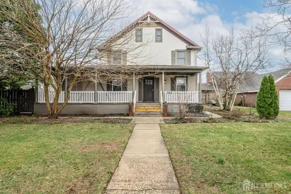 -324 N 8th Avenue N, Manville, NJ 08835