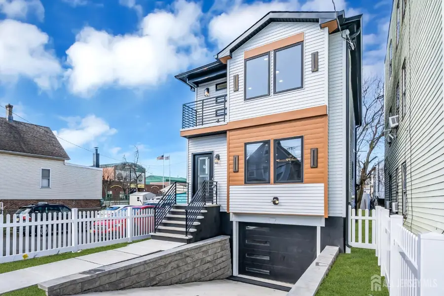 -589 Elizabeth Street, Perth Amboy, NJ 08861 - #3