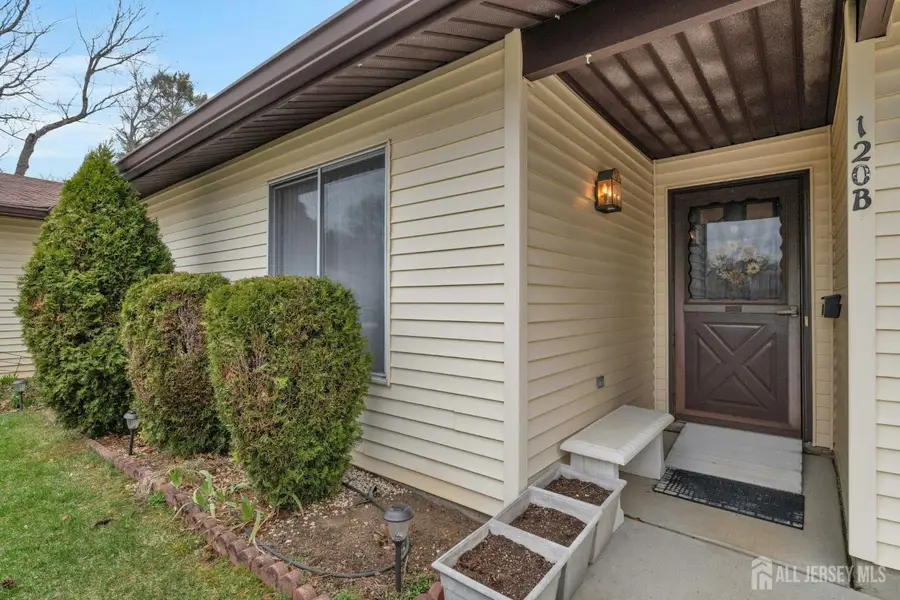 -120 Ironwood Plaza #B, Monroe, NJ 08831 - #3