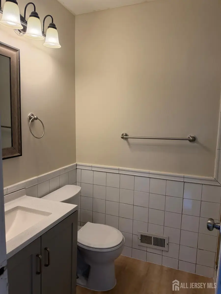 -246 Hampshire Court, Piscataway, NJ 08854 - #3
