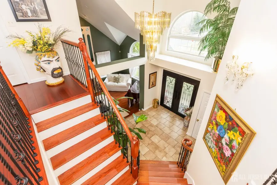 -2 Kristen Court, Matawan, NJ 07747 - #2