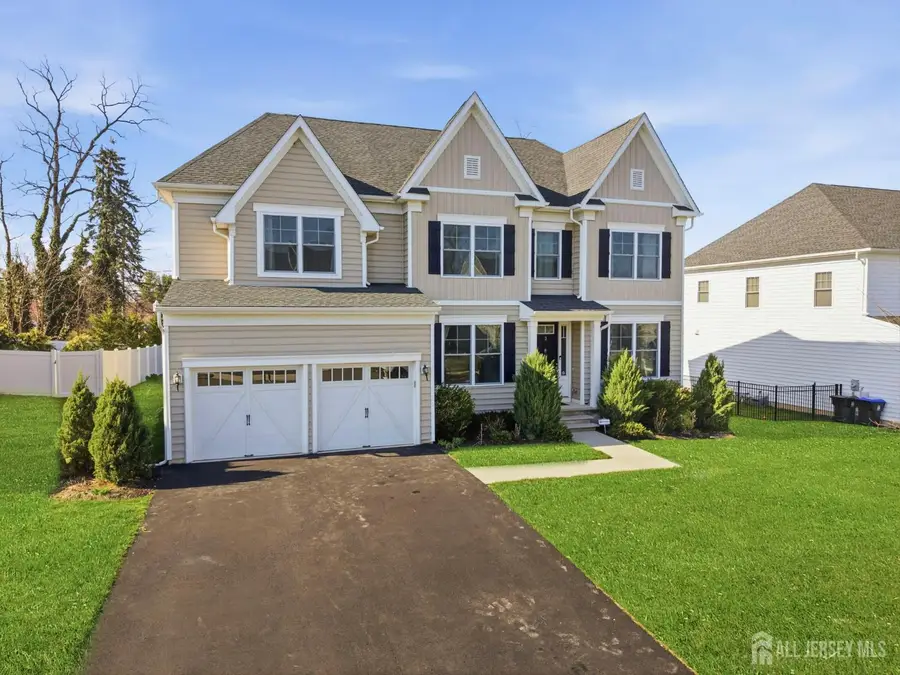 -3 Cairnes Lane, East Brunswick, NJ 08816 - #3