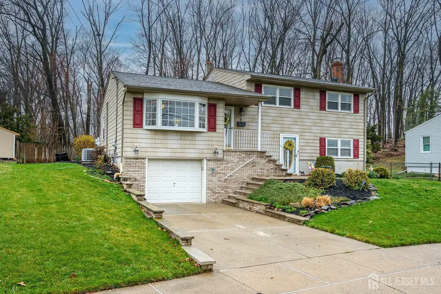 -8 Adelphi Court, Edison, NJ 08837 - #2