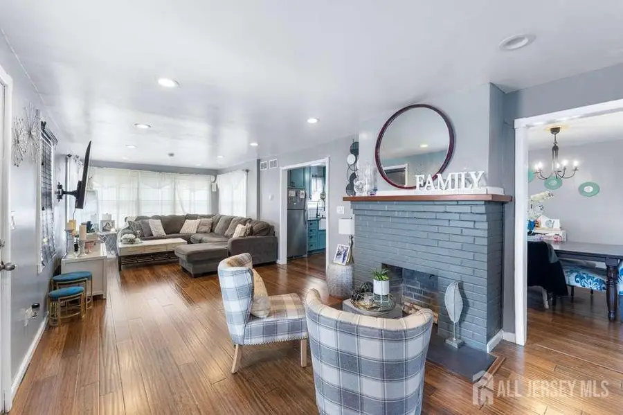 -902 Lee Avenue, North Brunswick, NJ 08902 - #2