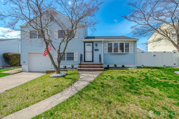 -67 Albert Drive, Sayreville, NJ 08859