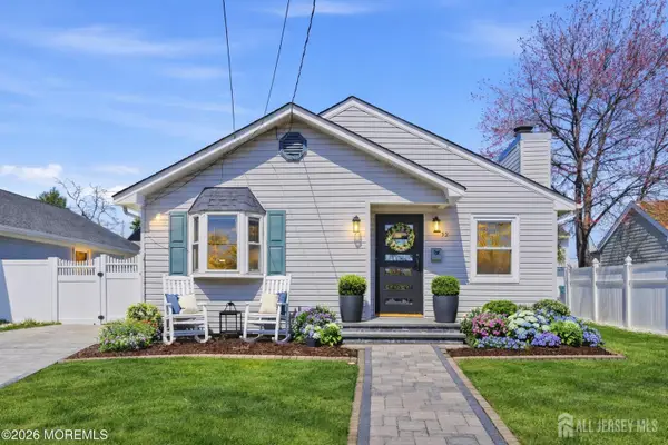 -52 Pomona Boulevard, Old Bridge, NJ 07735