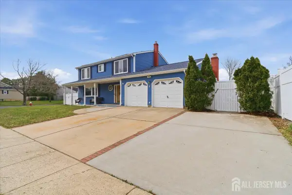 -12 Holmes Avenue, Monroe, NJ 08831