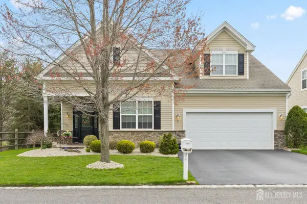 -16 Aquaduct Road, Monroe, NJ 08831