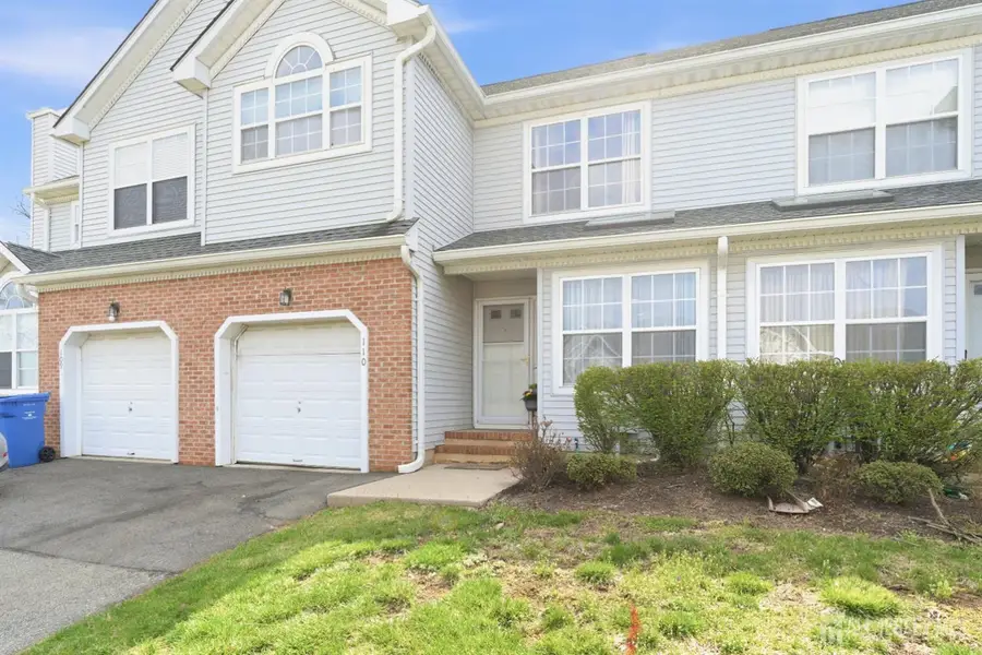 -110 Castle Pointe Boulevard, Piscataway, NJ 08854 - #2