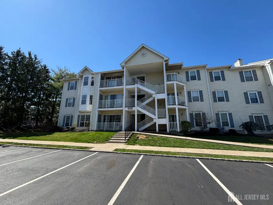 -17 Pembrook Avenue, North Brunswick, NJ 08902 - #2