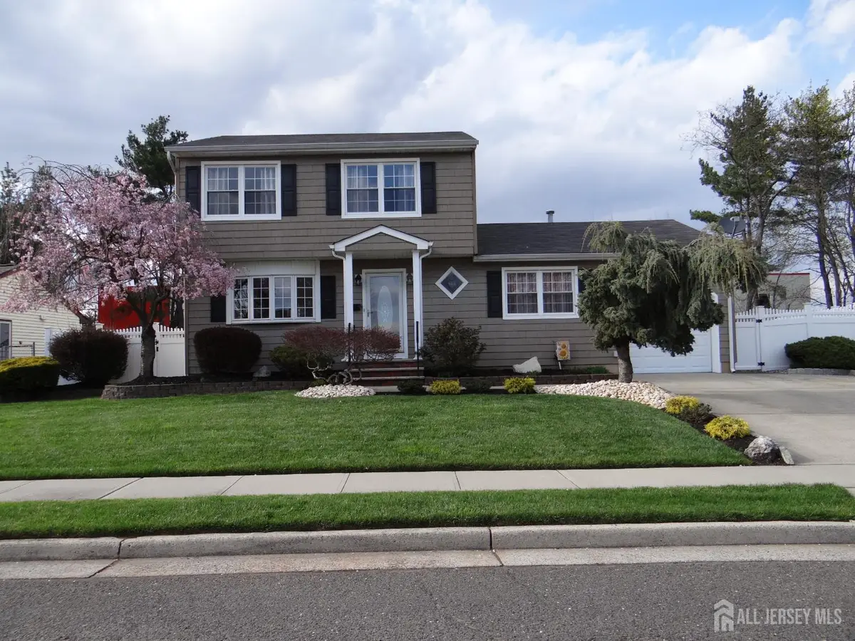 -6 Marie Lane, Edison, NJ 08817 - #1