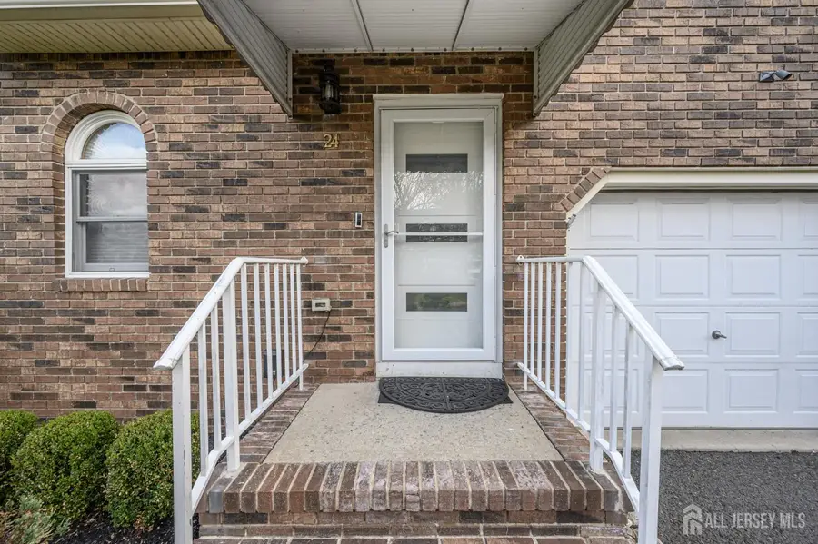 -675 Raritan Road #24, Clark, NJ 07066 - #2