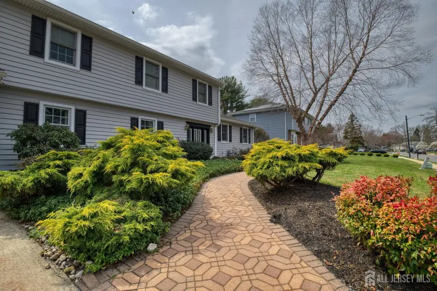 -950 Schweitzer Place, North Brunswick, NJ 08902 - #2