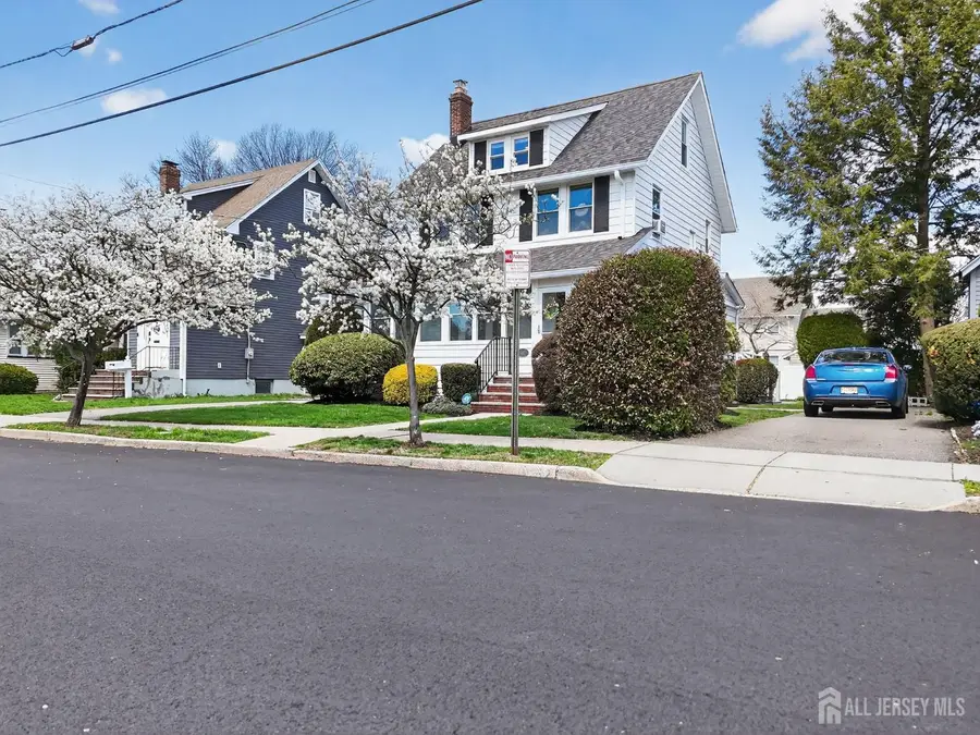 -182 Rowland Place, Woodbridge, NJ 07095 - #2