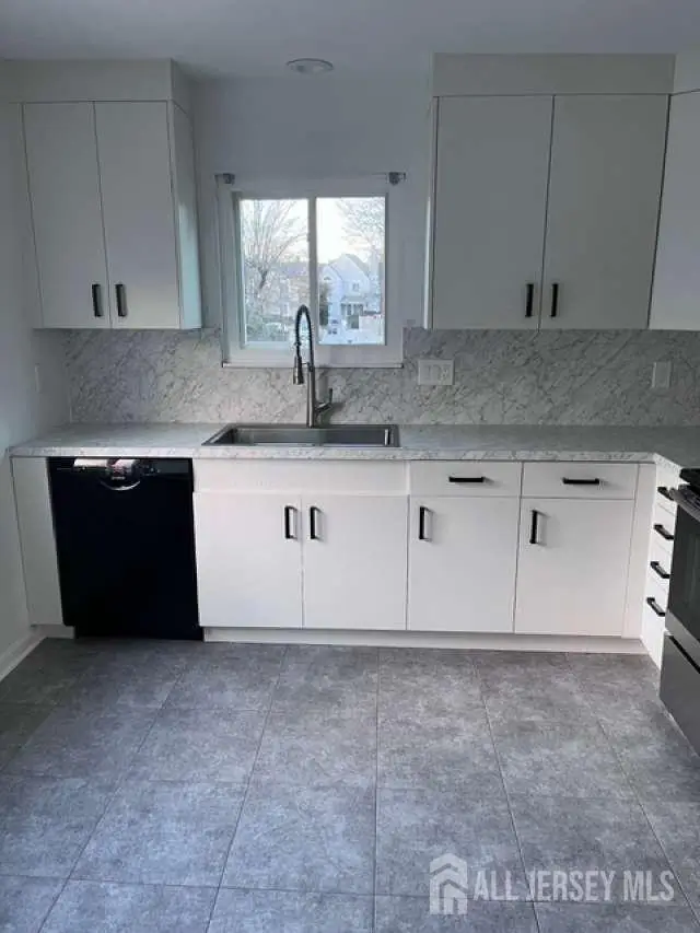 -132 Longacre Court, Hillsborough, NJ 08844 - #2