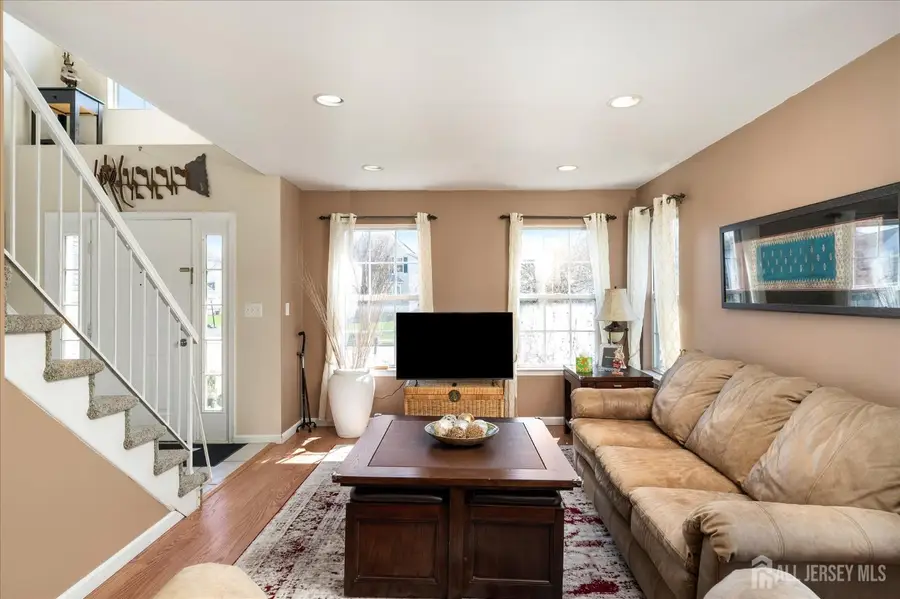 -28 Terrier Place, Kendall Park, NJ 08824 - #3