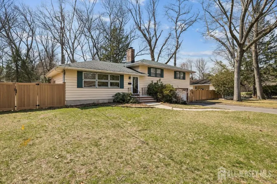 -2 Ann Terrace, East Brunswick, NJ 08850 - #3