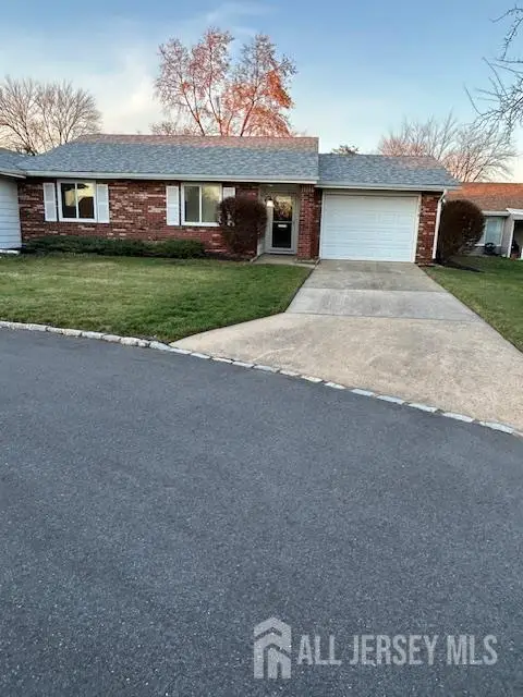 -180-B Mimosa Plaza, Monroe, NJ 08831 - #2