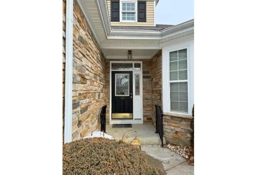 -120 Crescent Way, Monroe, NJ 08831 - #2