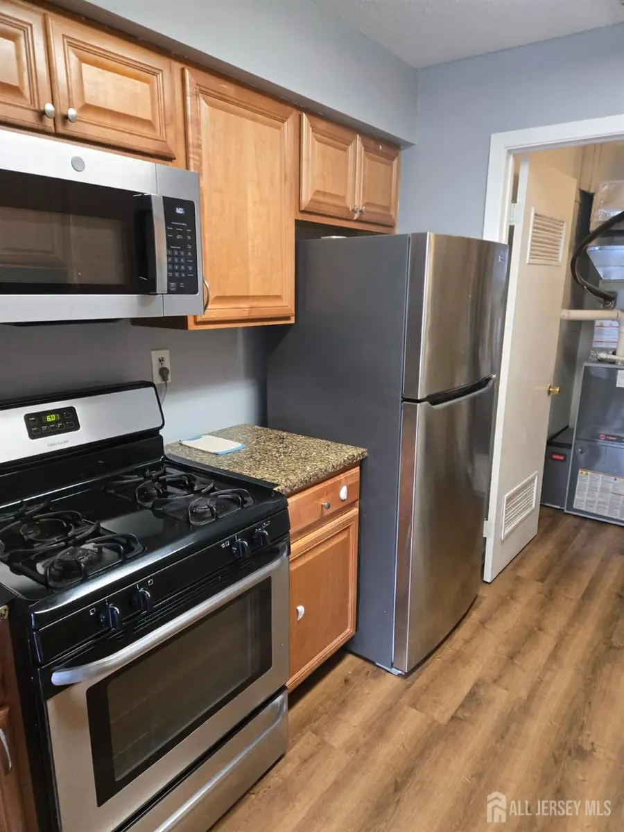 -7 Foxtail Lane, Heathcote, NJ 08852 - #3