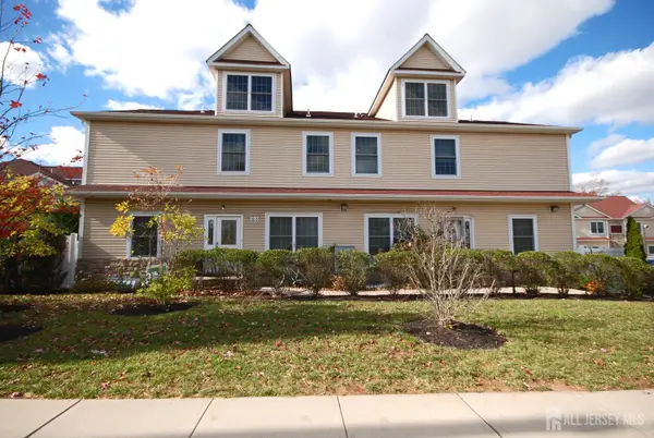 -32 Cinder Road, Edison, NJ 08820