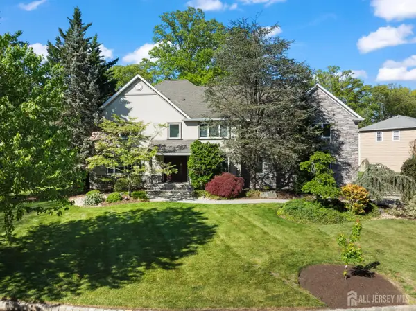 -3 Van Hise Court, East Brunswick, NJ 08816