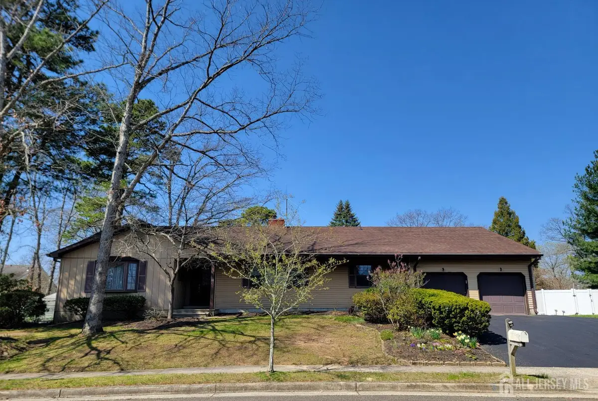 -14 Perry Avenue, Monroe, NJ 08831 - #1