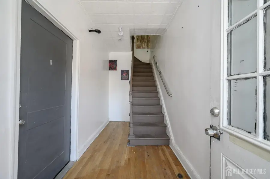 -661 Kennedy Boulevard, Bayonne, NJ 07002 - #2