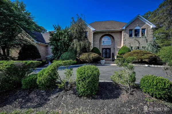 -3 Greenwich Court, South Brunswick, NJ 08902