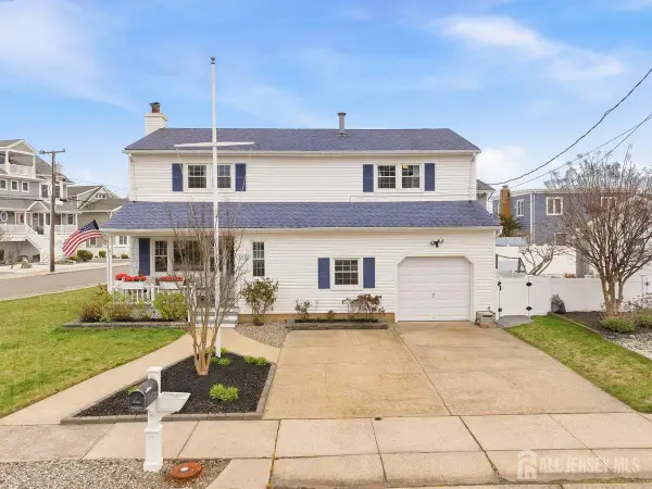 -426 Hialeah Drive, Lavallette, NJ 08735