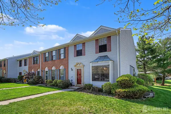 -411 Danbury Lane, East Brunswick, NJ 08816