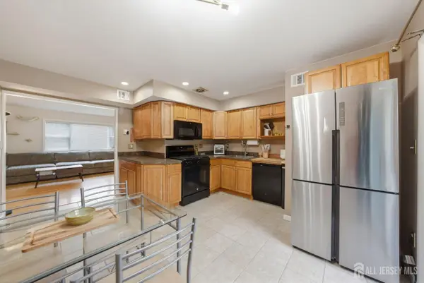 -187 Evergreen Road #4A, Edison, NJ 08837