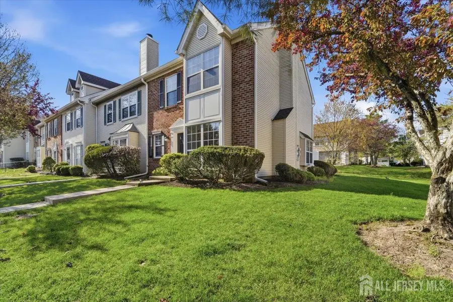 -63 Amberly Court, Franklin Park, NJ 08823 - #2