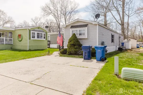 -37 Emerson Road, North Brunswick, NJ 08902